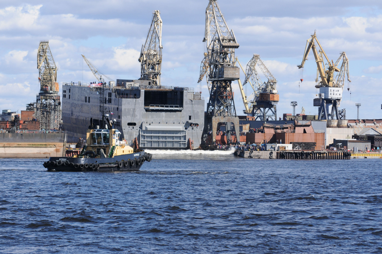 Санкт-Петербург стал медиалидером по теме импортозамещения в августе 2019 года