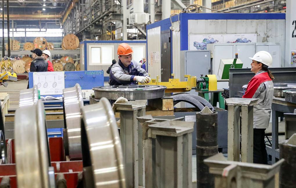 Правительство направит 1 млрд рублей на модернизацию промышленных предприятий в регионах